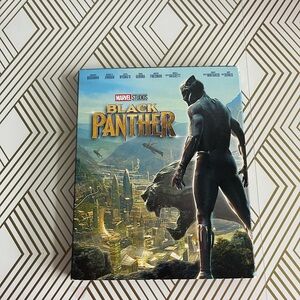 Black Panther Blue Ray DVD with Gallery Book